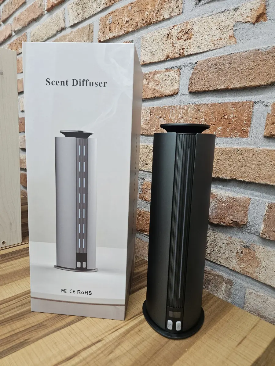 NANO-10BA 전자디퓨저 본체와 제품 패키지 박스 구성