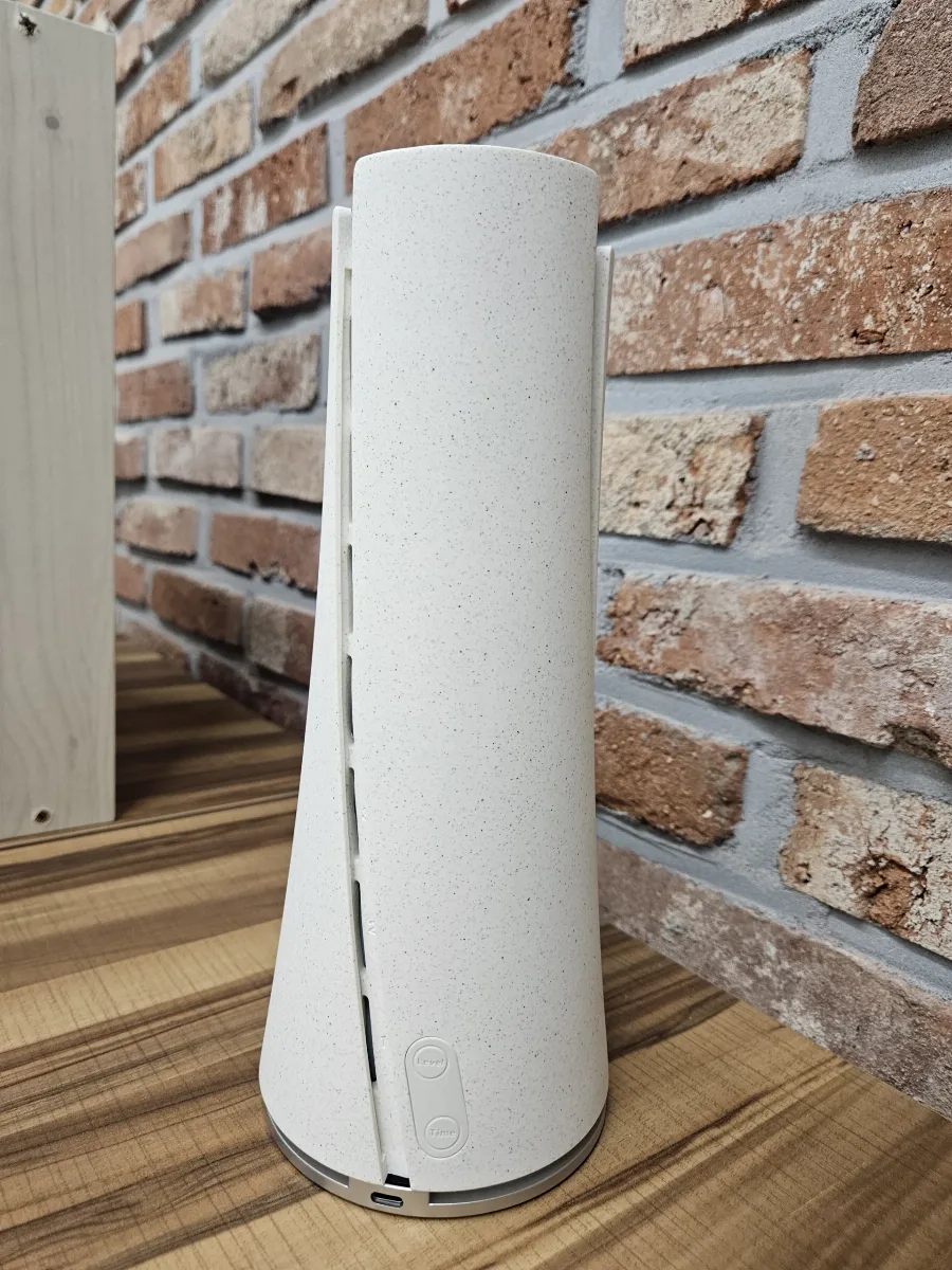 사무실 로비에 놓는 화이트 타워형 전자디퓨저 NANO-30CA