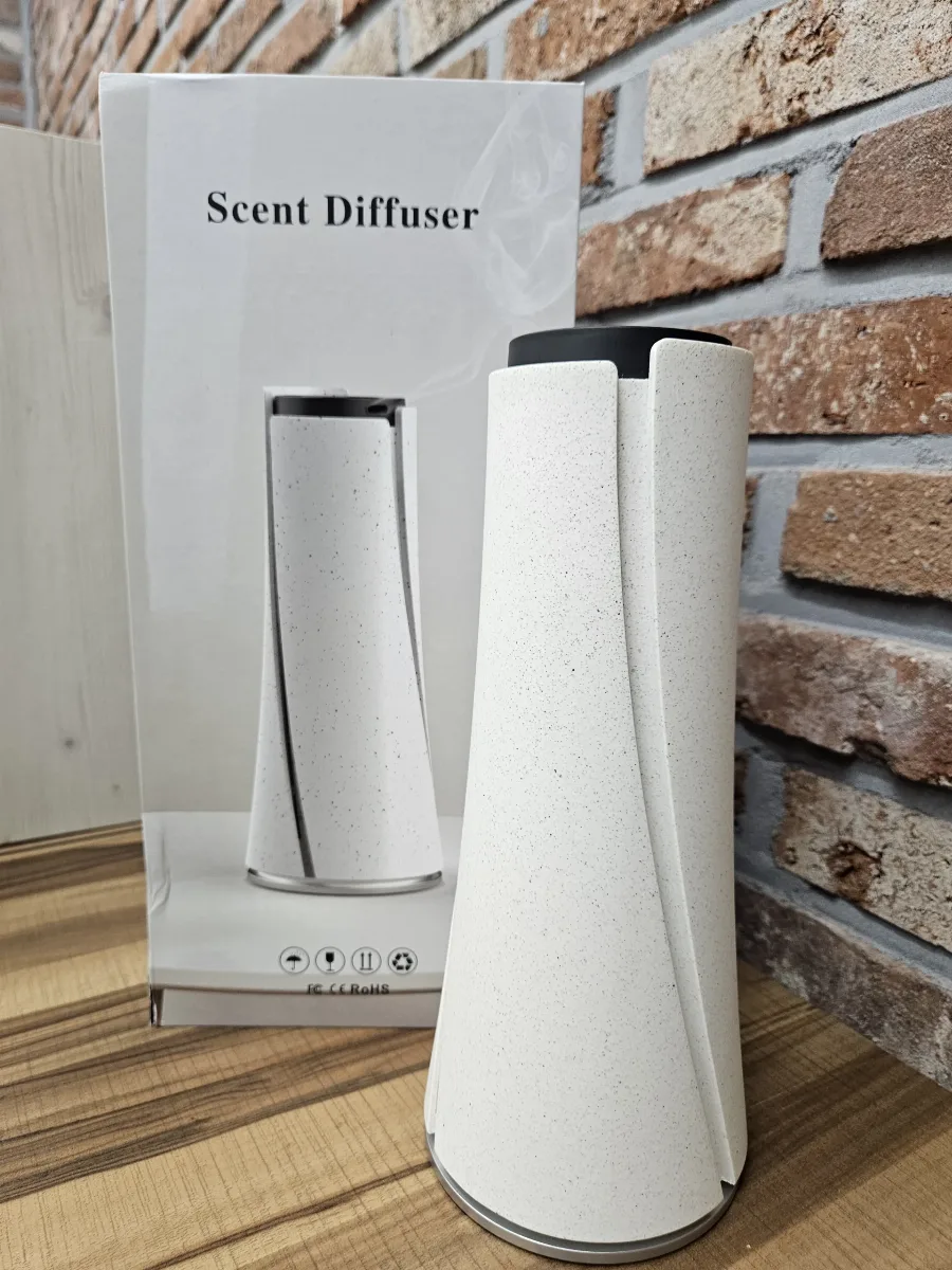 NANO-30CA 전자디퓨저 본체와 Scent Diffuser 패키지 박스